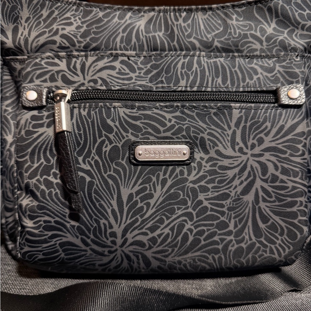 Baggallini Black and Gray Floral Crossbody Bag - Picture 2 of 9